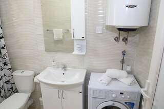 Апартаменты Green Field Apartments Вирпазар Апартаменты с балконом-9